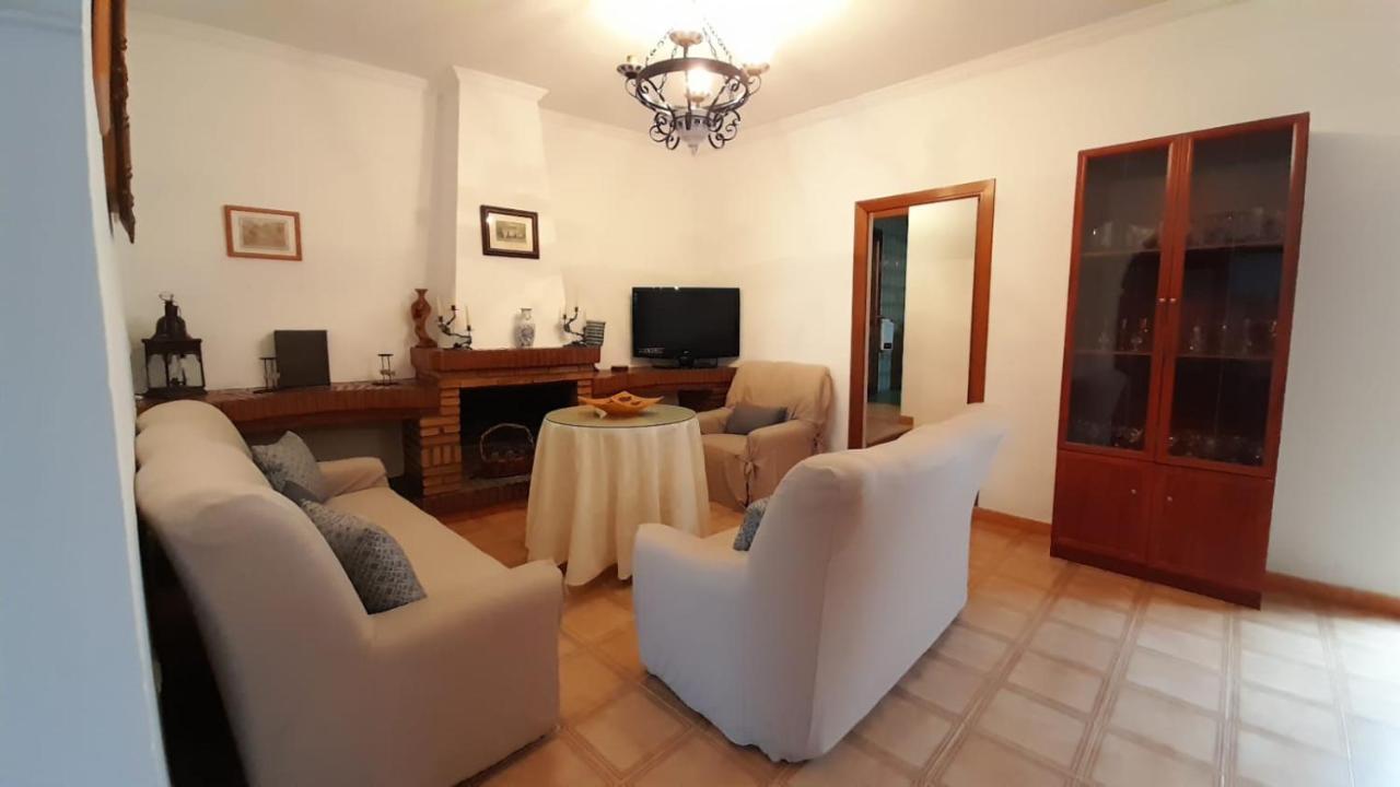 Casa Rural Dona Catalina Jimena De La Frontera Dış mekan fotoğraf