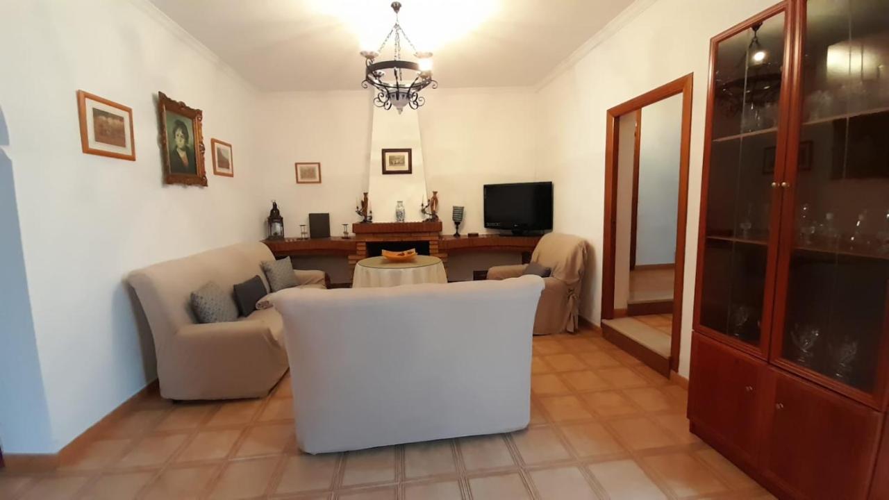 Casa Rural Dona Catalina Jimena De La Frontera Dış mekan fotoğraf