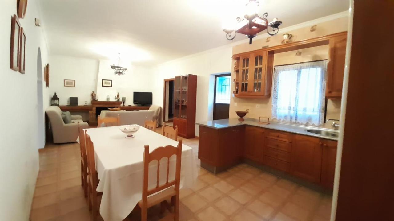 Casa Rural Dona Catalina Jimena De La Frontera Dış mekan fotoğraf
