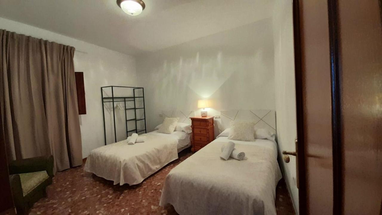 Casa Rural Dona Catalina Jimena De La Frontera Dış mekan fotoğraf